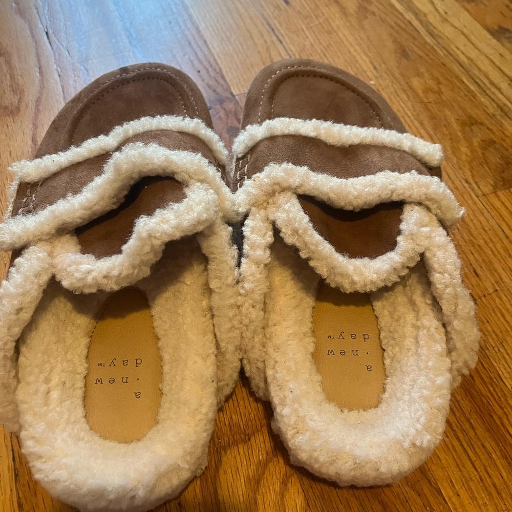 Cozy Brown Faux-Shearling Slip-On Shoes